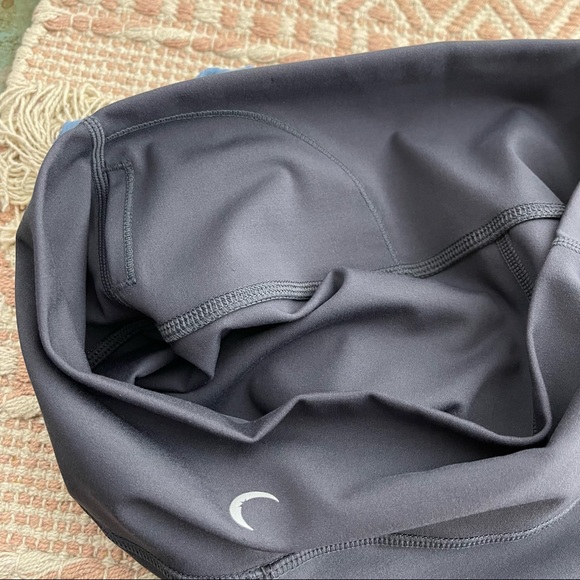 ZYIA Storm Parallel Luxe High Rise leggings Size 6-8 Compressive Activewear - Picture 14 of 15